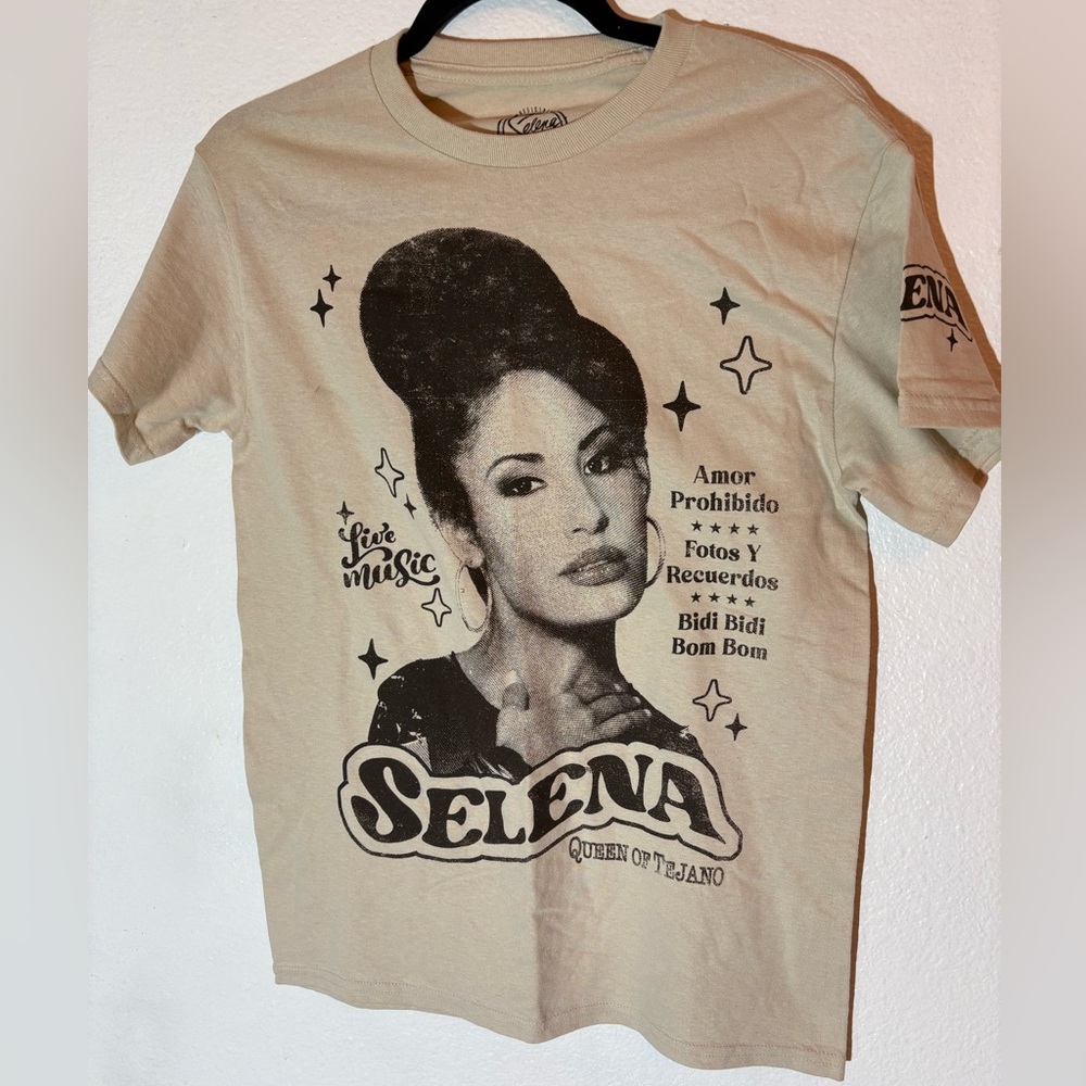 Official Selena merchandise shirt